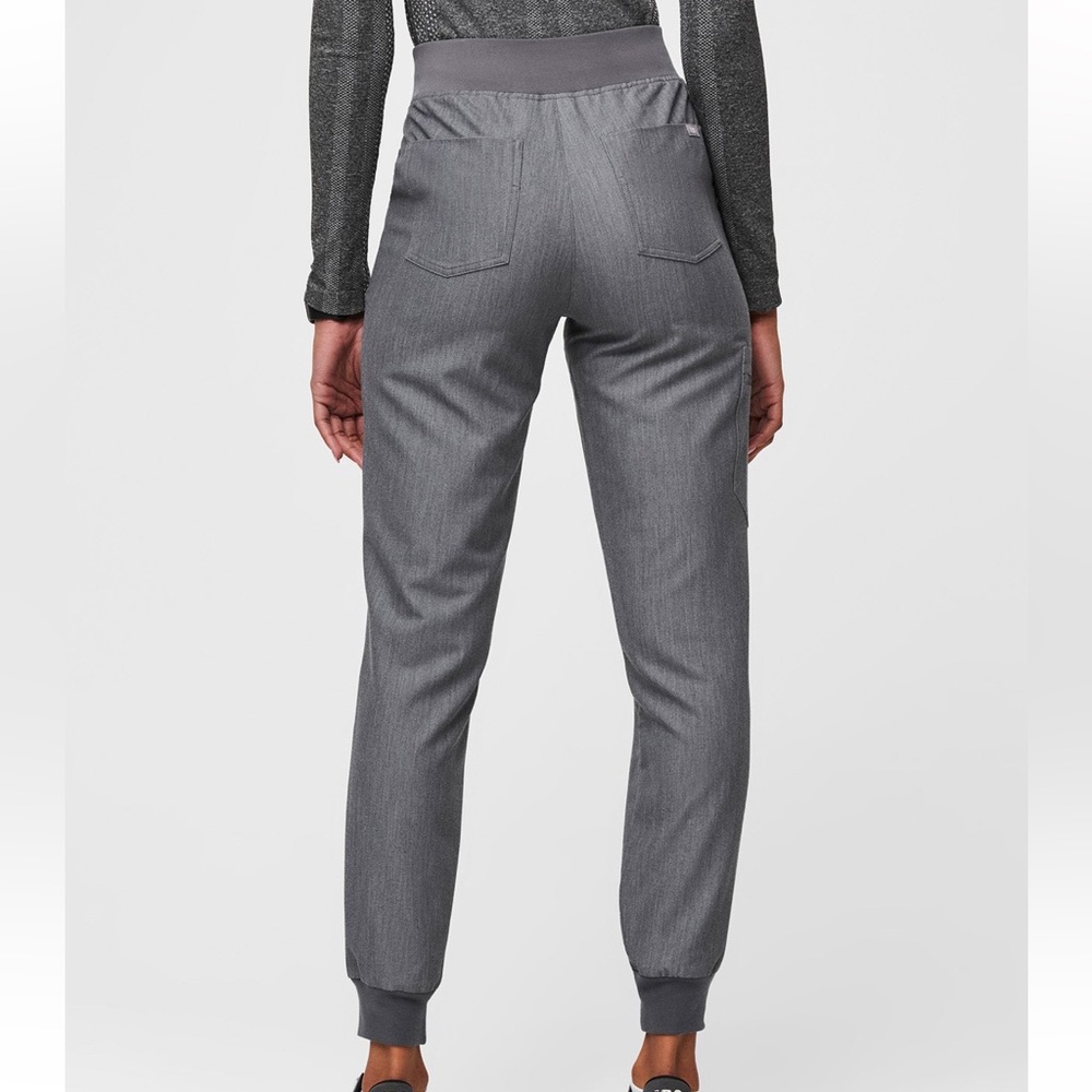 FIGS 🩶GRAPHITE🩶 High Waisted Zamora™ Jogger Scrub Pants - Picture 3 of 7